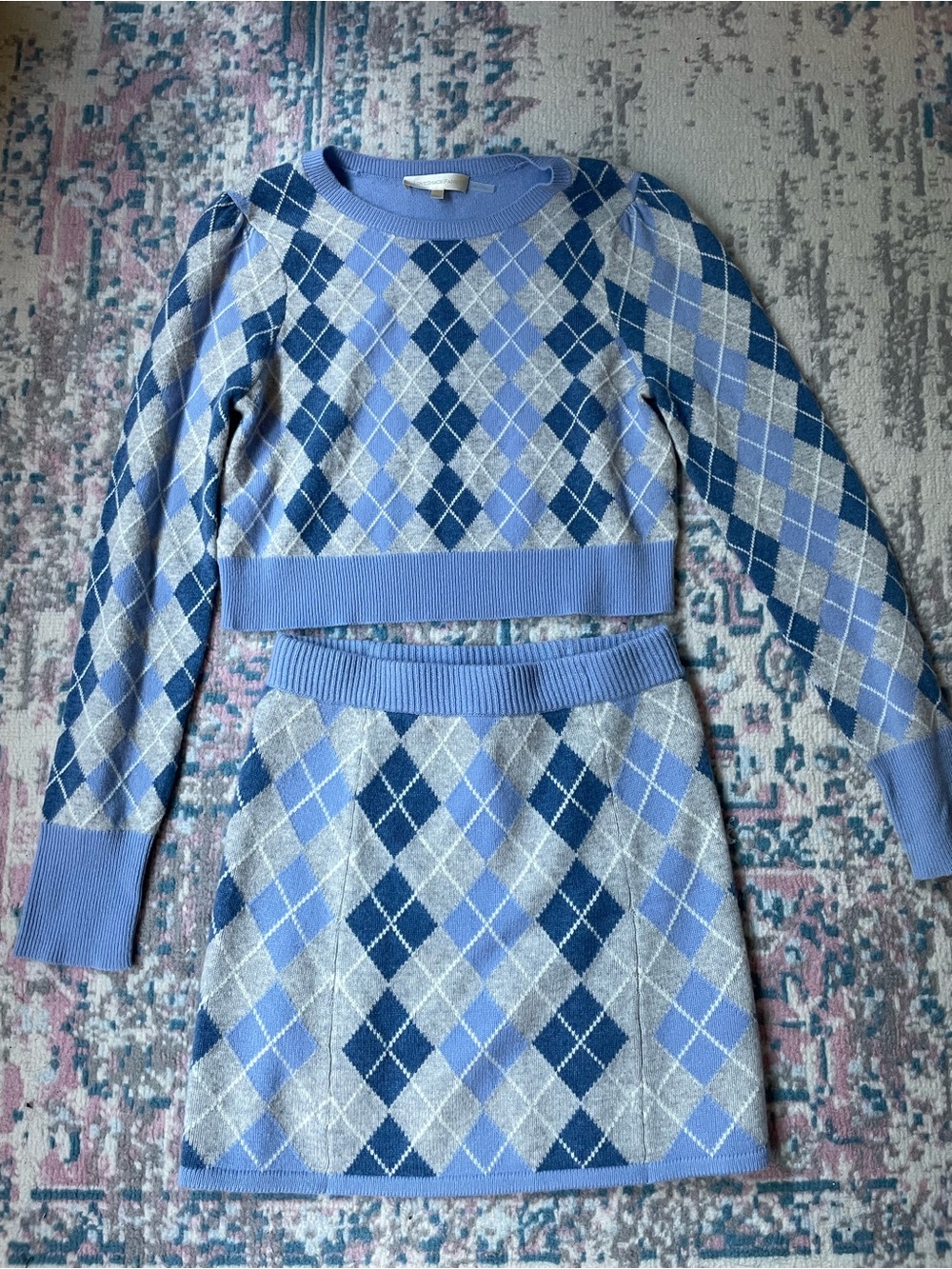 GORGEOUS LOVESHACKFANCY SWEATER TOP AND SKIRT SET!!! size small